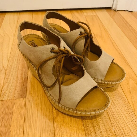 NEW Born Women's Open Toe Wedge Heel Sandal Size 6 - Picture 11 of 12